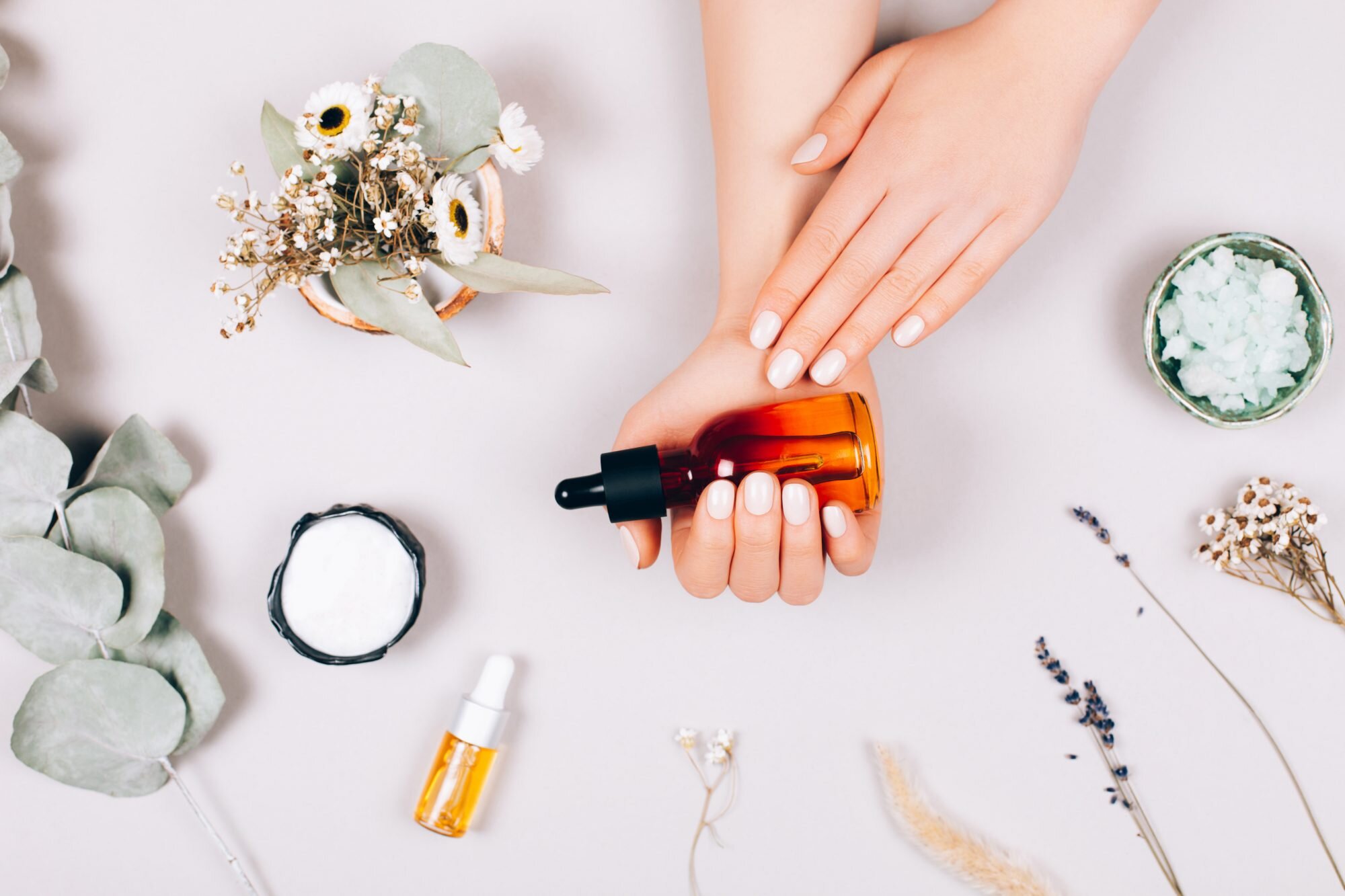 What Are Essential Oils And How Do They Work Hellogiggles