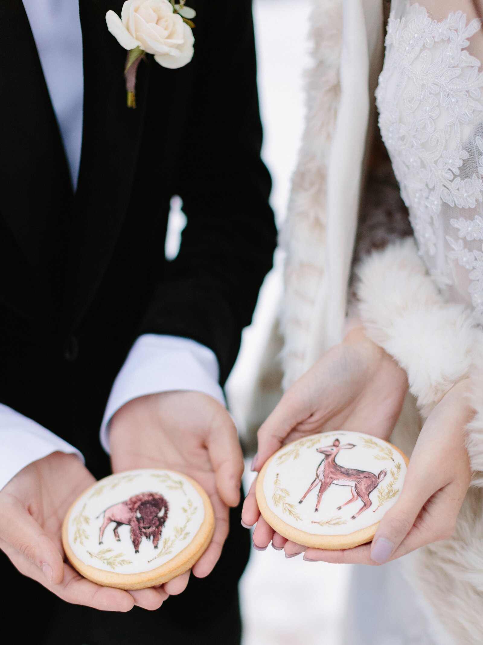 33 Wedding Cookies That Will Sweeten Up Your Dessert Table