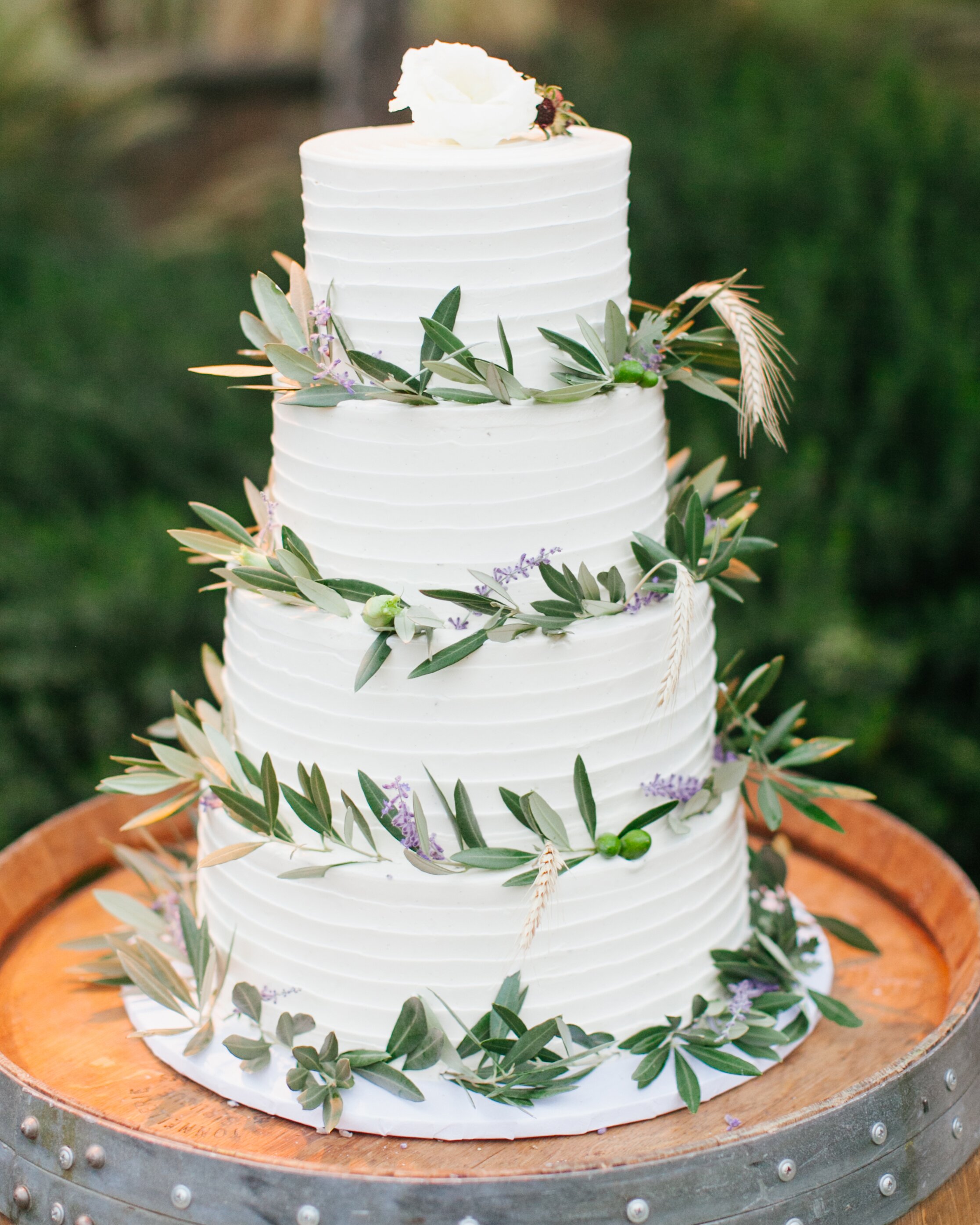 25 Pretty Ways To Use Lavender In Your Wedding Martha Stewart