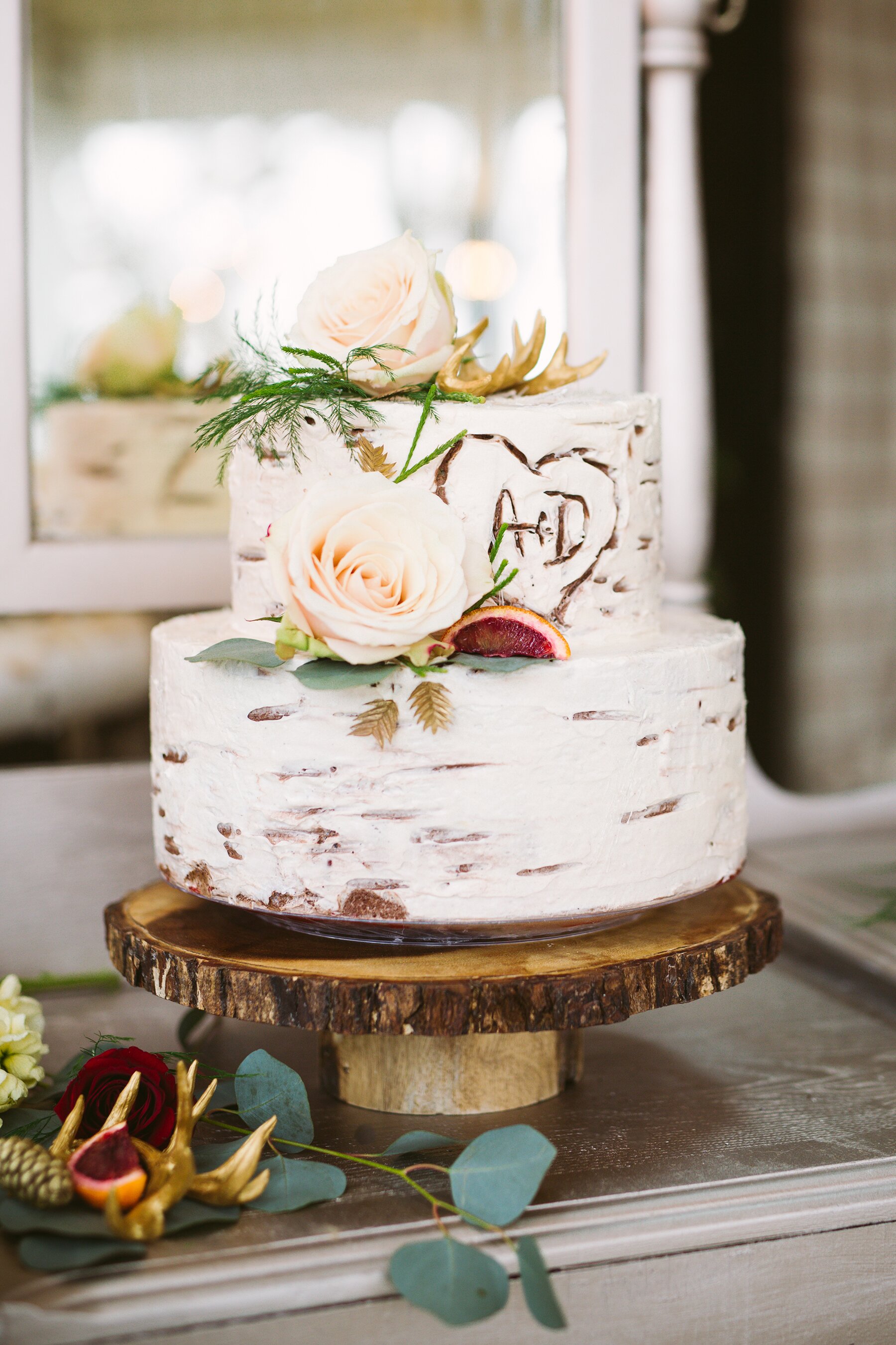 Birch Tree Wedding Cakes Are The Latest Fall Trend Martha