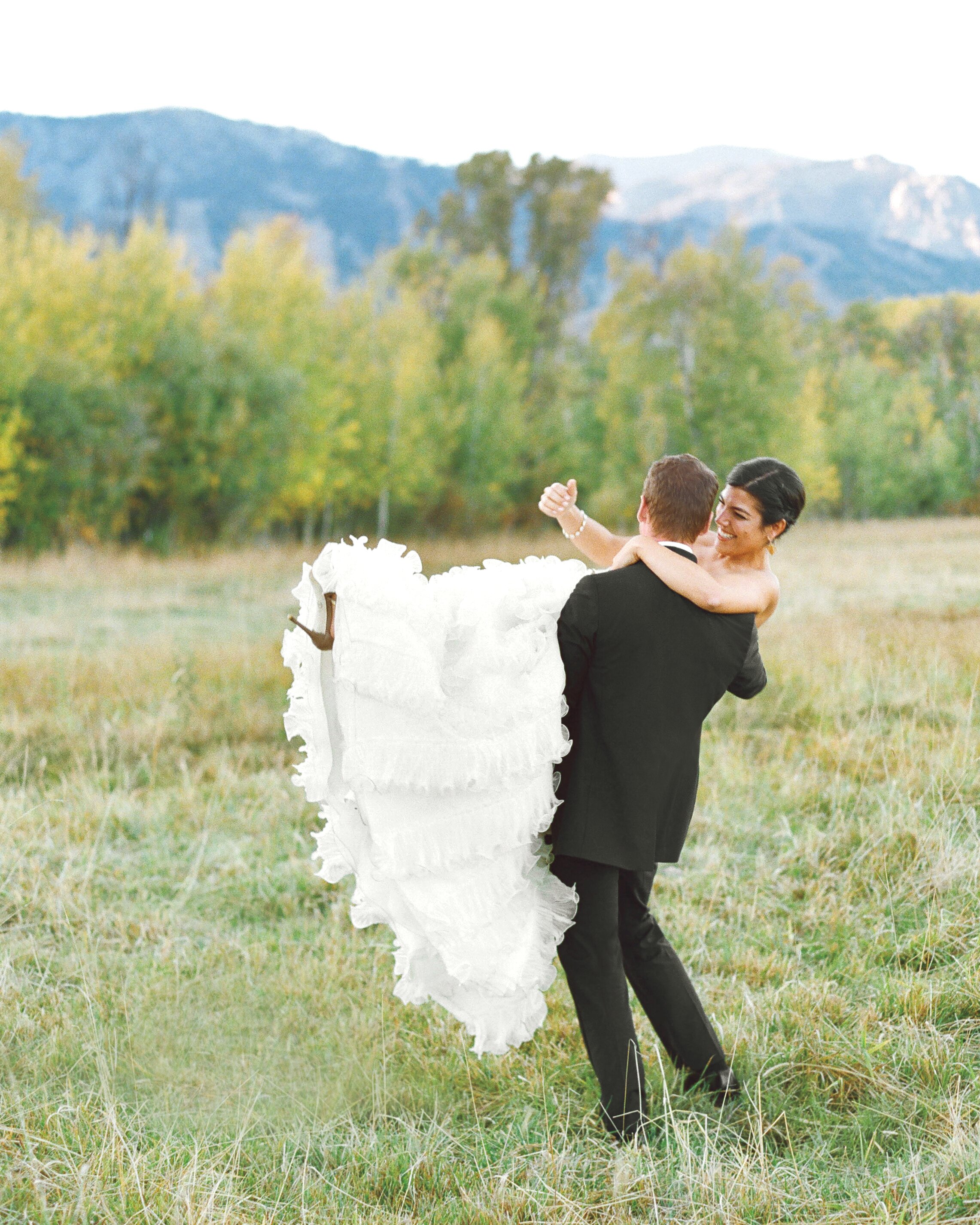 24 Ideas For Planning The Ultimate Fall Wedding Martha Stewart