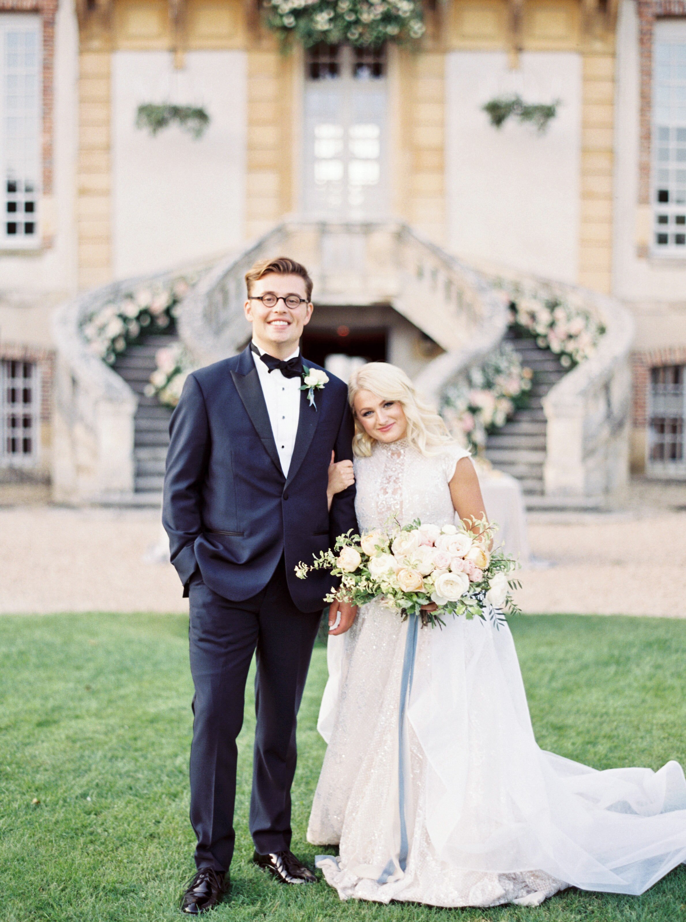 This Romantic Destination Wedding Took Place In A Parisian Castle