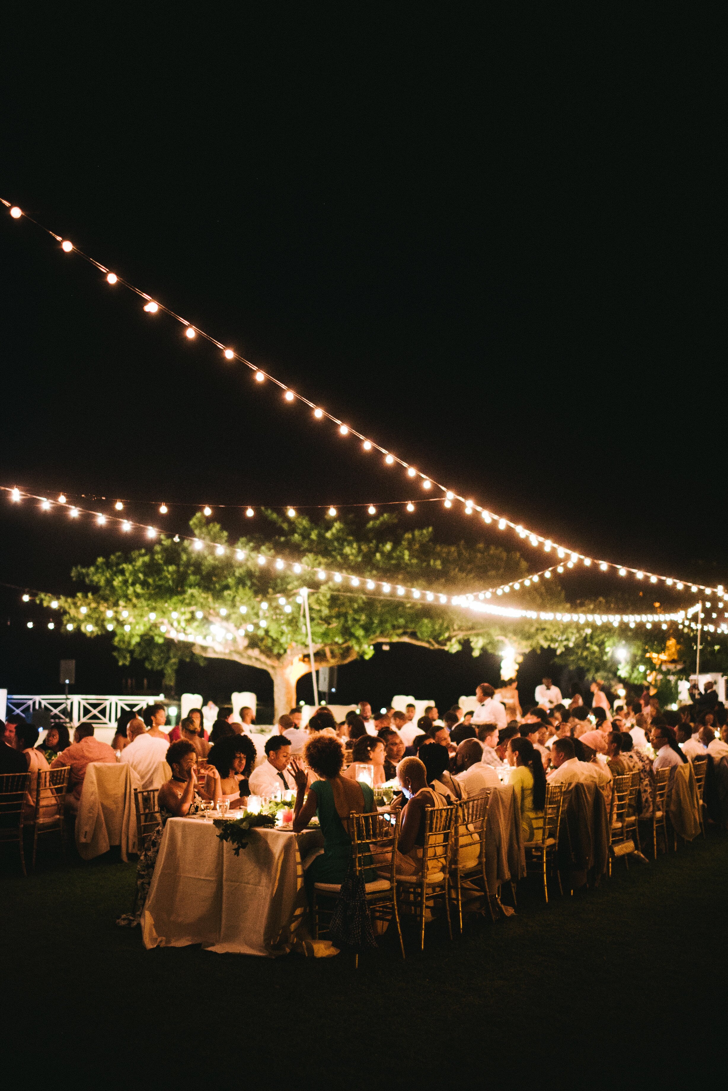 How To Illuminate Your Outdoor Wedding Martha Stewart Weddings