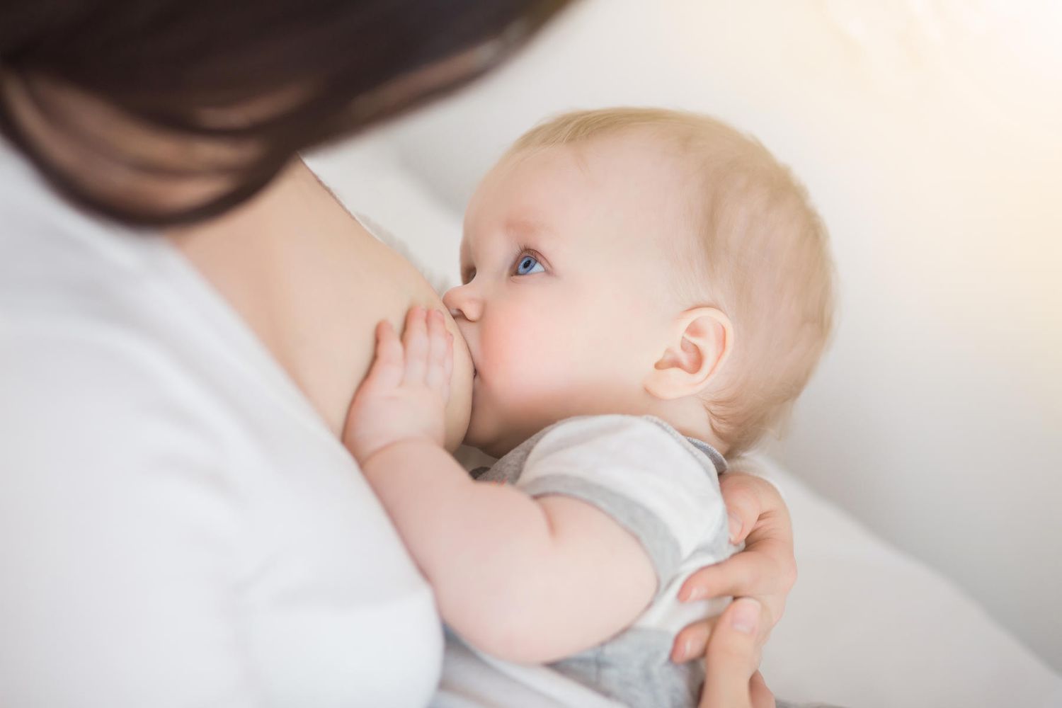 Breastfeeding Myths: Experts Set the Record Straight | Parents