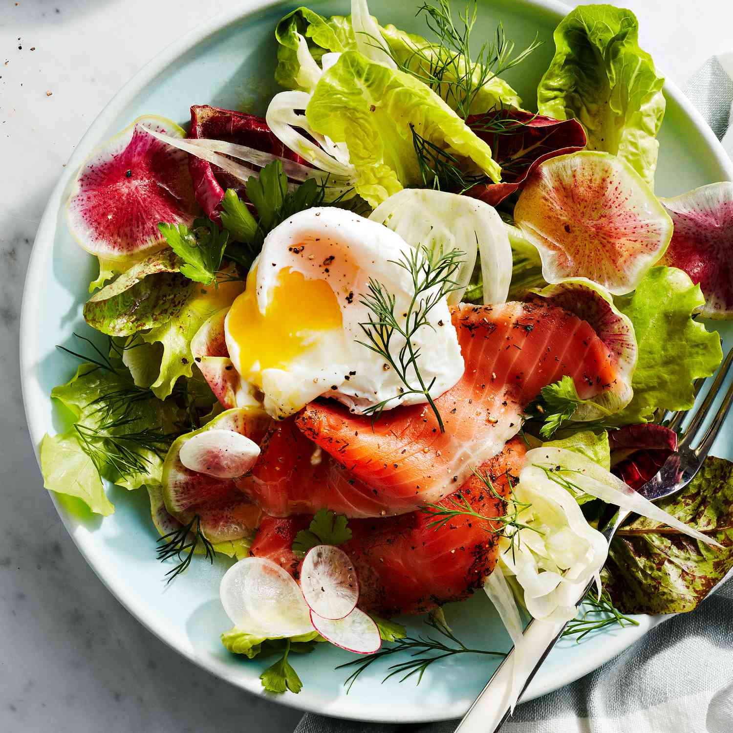 Breakfast Salad With Smoked Salmon Poached Eggs Recipe Eatingwell