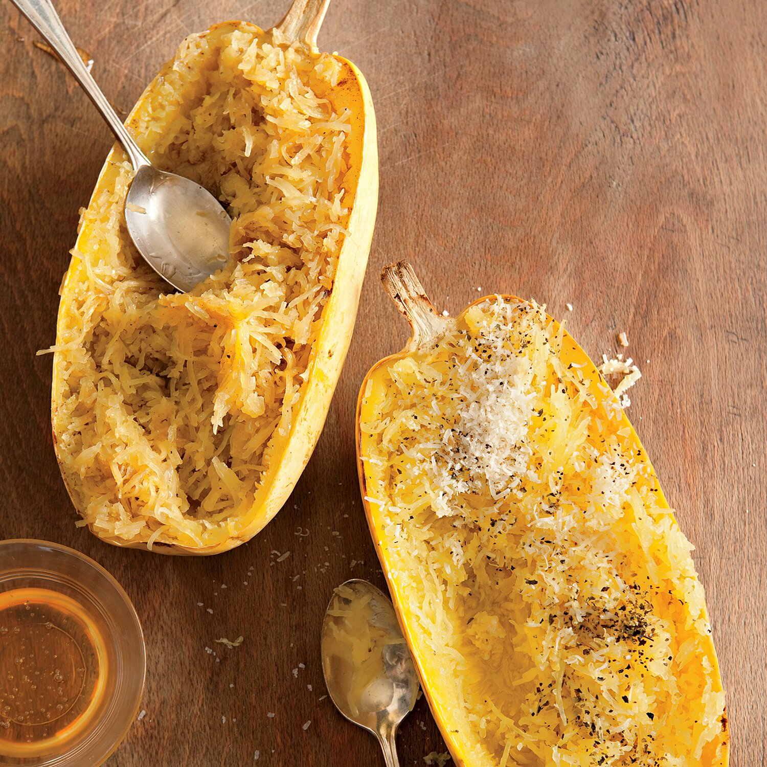 Sweet Savory Spaghetti Squash Rachael Ray In Season