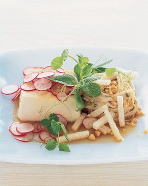 Marinated Tofu with Cold Peanut Noodles 