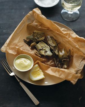 Baby Artichokes with Olives en Papillote 