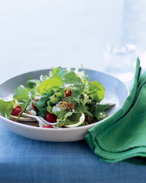 Arugula, Frisee, and Red Leaf Salad with Strawberries 