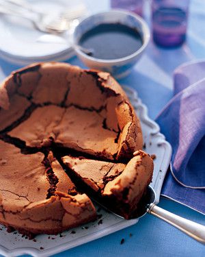 Chocolate Cake with Espresso Glaze 