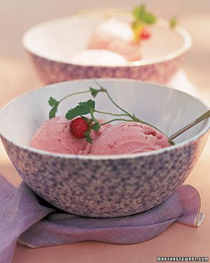 Rhubarb and Strawberry Ice Cream 