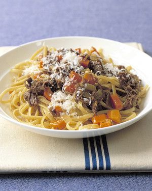 Linguine with Beef and Onions 