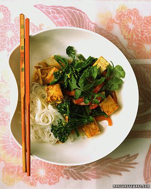 Stir-Fried Tofu, Thai-Style 