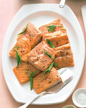 Salmon with Tarragon-Yogurt Sauce 