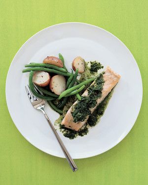 Salmon with Green Sauce 