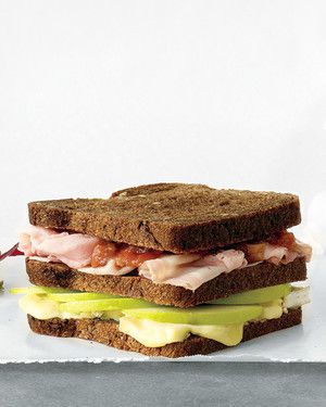 Ham, Brie, and Apple Triple-Decker Sandwich 