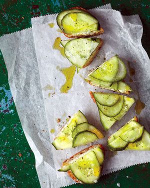 Cucumber-Feta Toasts