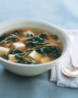 Miso Soup with Tofu, Spinach, and Carrots 