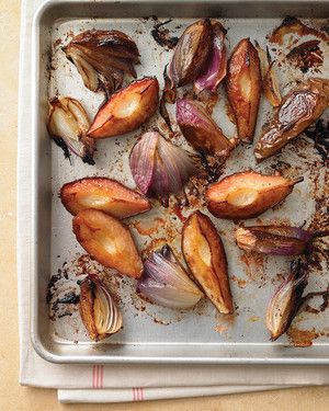Caramelized Pears and Red Onions 