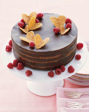 Milk-Chocolate-Mousse Cake with Cashew Brittle 