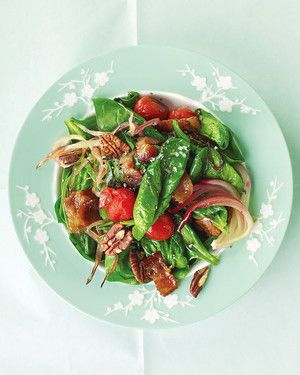 Warm Spinach Salad with Bacon, Tomatoes, and Pecans 