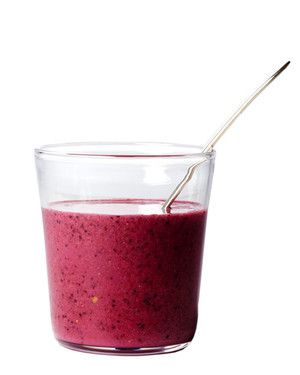Blueberry-Almond Butter Smoothie
