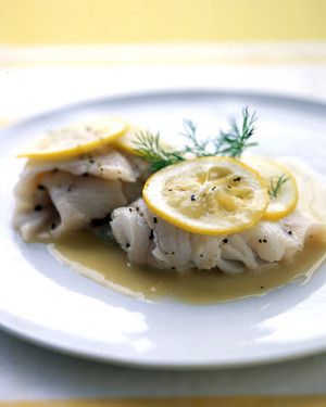 Sole with Lemon-Butter Sauce 
