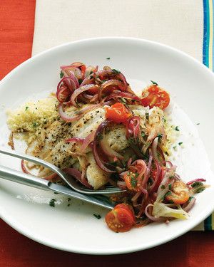Flounder with Tomato-Onion Ragout 