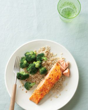 Glazed Salmon with Spicy Broccoli 