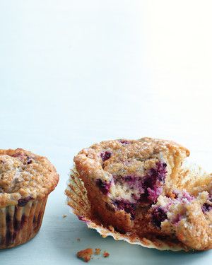 blackberry-oat-bran-muffins-med108588.jpg
