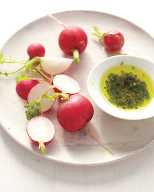 Radishes with Olive Oil 