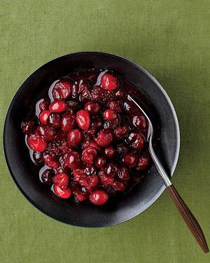 Cranberry Sauce with Ginger and Clove 