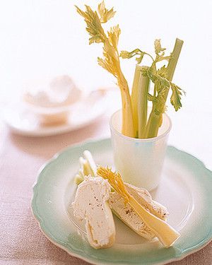 Celery Sticks with Horseradish Cream Cheese 