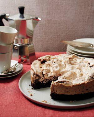 Peppermint-Meringue Brownie Cake 