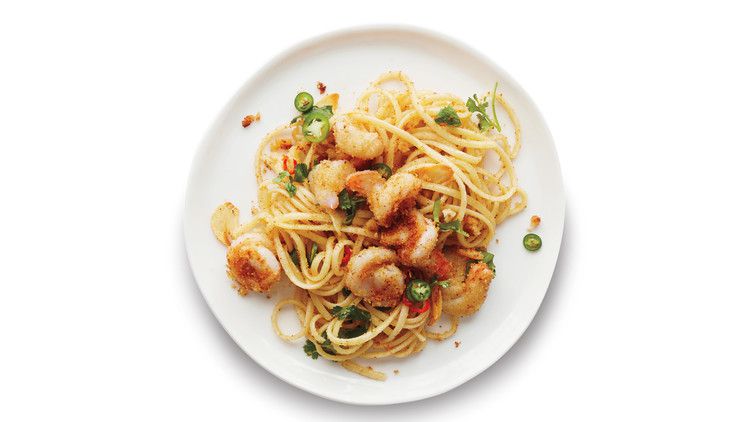 Garlicky Shrimp Pasta with Chiles 
