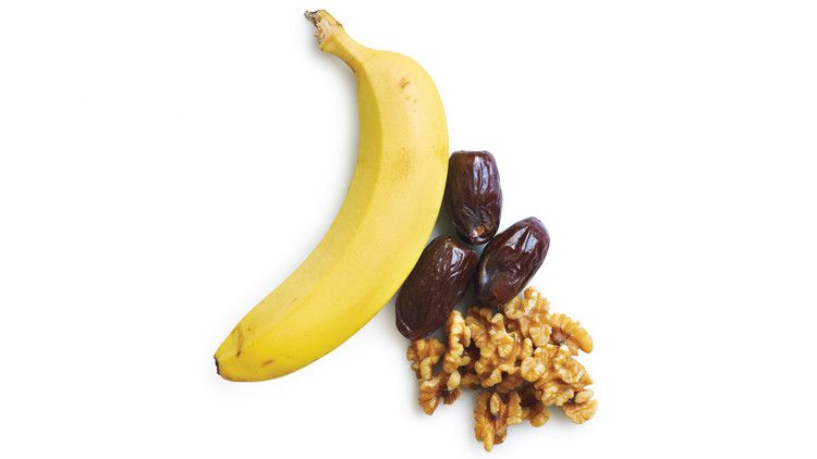 Banana-Walnut-Date Muffins 