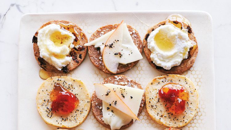 Fig-and-Almond Crackers 