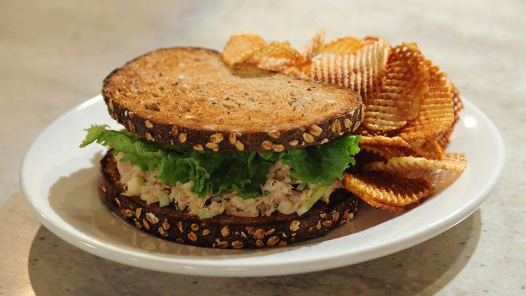 tuna-sandwich-waffle-chips-mslb7129.jpg