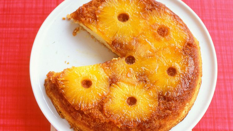 Easy Pineapple Upside-Down Cake 