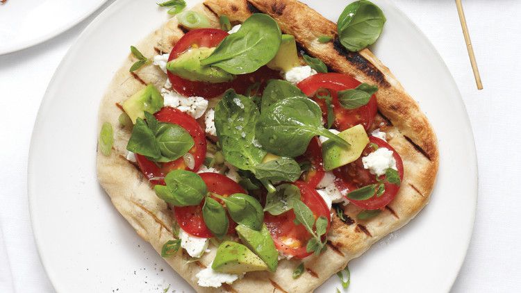 Grilled Pizzas with Tomatoes and Avocado 