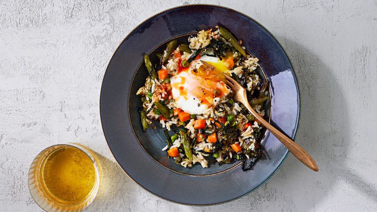 very veggie fried rice with eggs