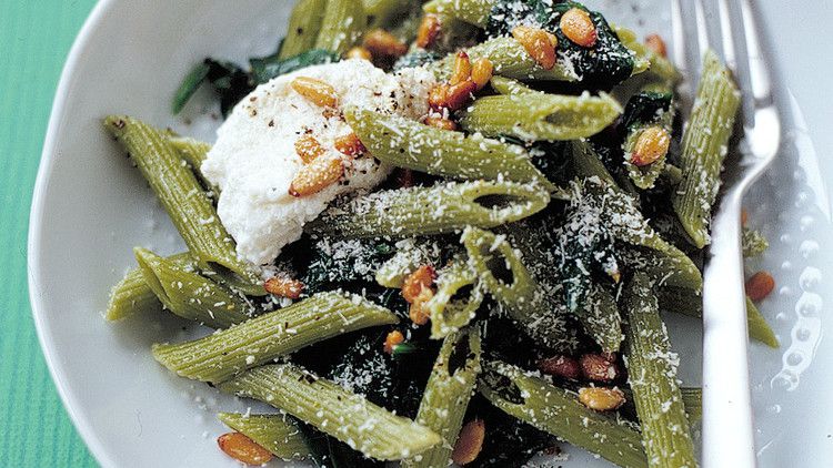 one-pot penne with spinach ricotta and pine nuts
