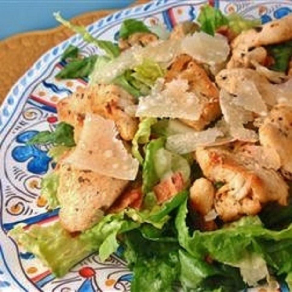 Easy and Fast Cajun Chicken Caesar Salad naples34102