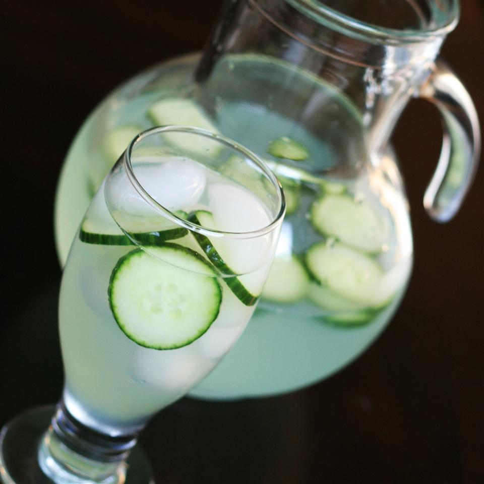 <p>"Not sweet but tart, but much less than lemonade," says reviewer Kimber Wilson. "I also love the smell of the cucumber before taking a sip."</p>
                          