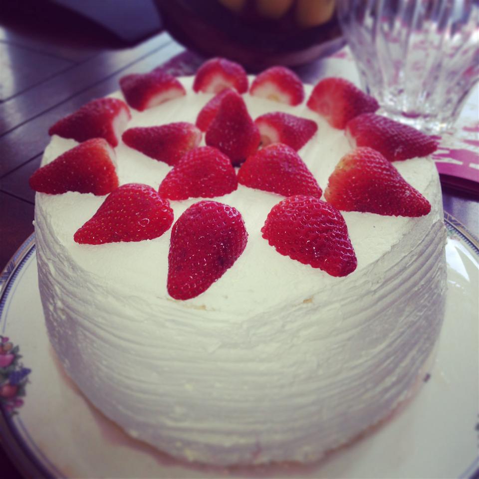 Carry Cake with Strawberries and Whipped Cream