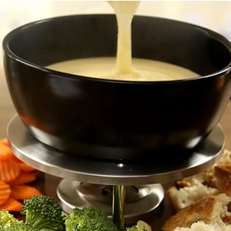 The Best Swiss Cheese and Beer Fondue 