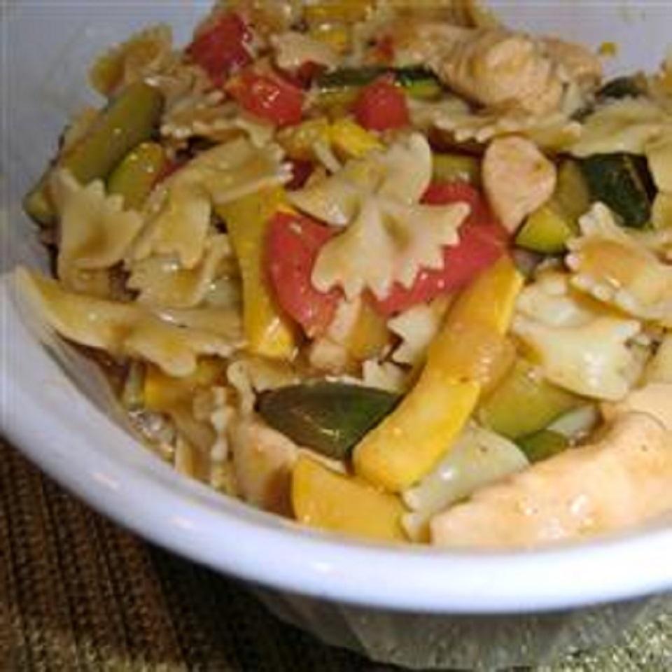 Lemon Pepper Pasta with Chicken and Vegetables 