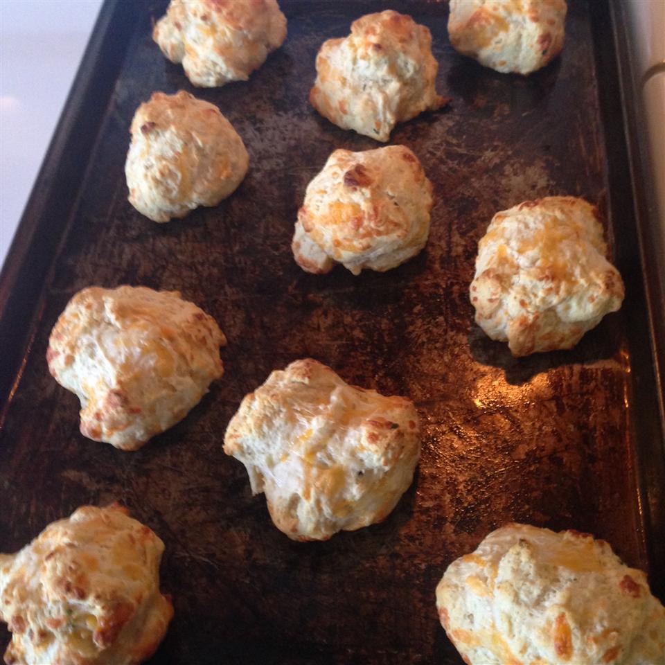 Cheddar Biscuits 