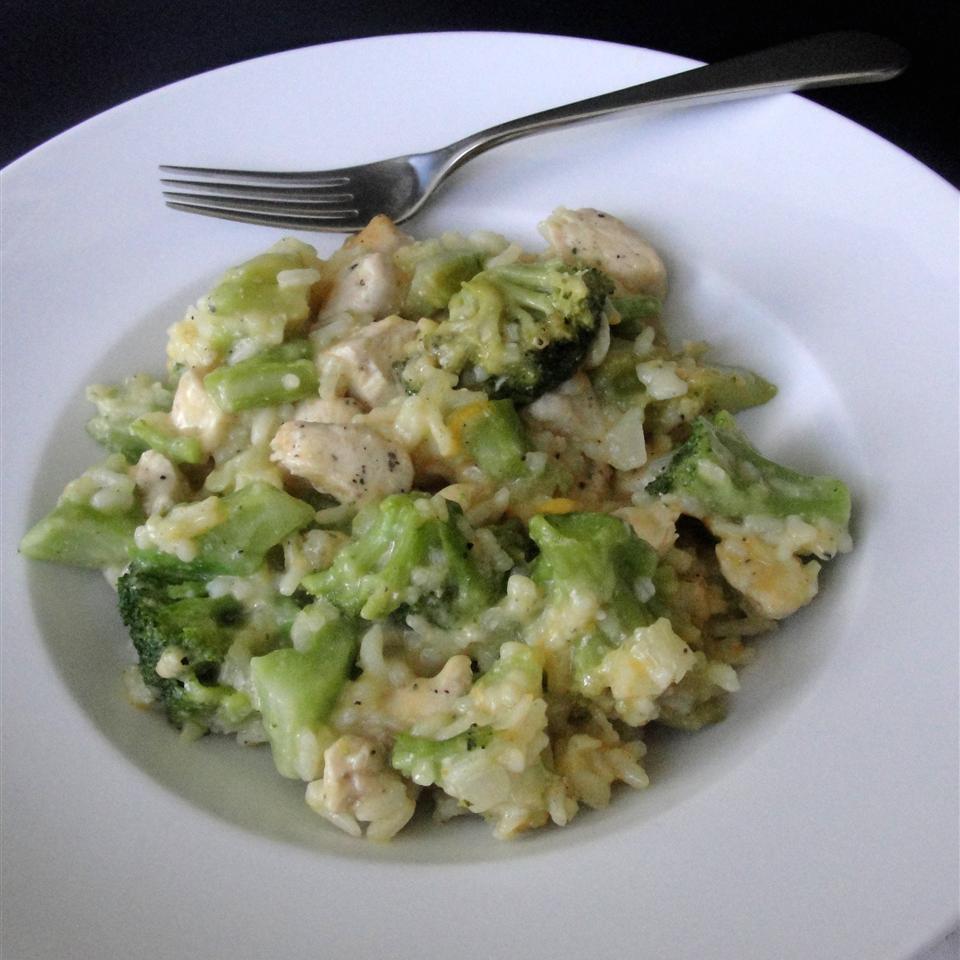 Easy Chicken and Broccoli Casserole 