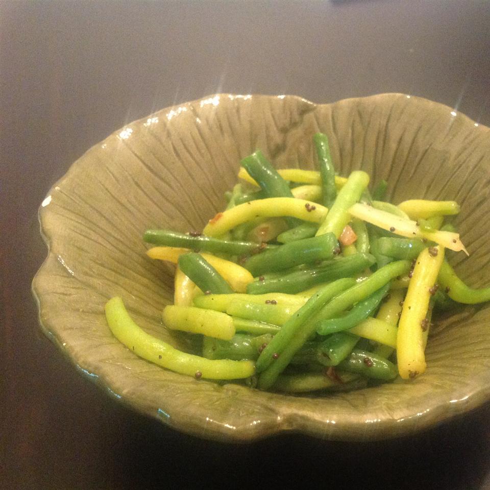 Spicy Indian (Gujarati) Green Beans ONIOND